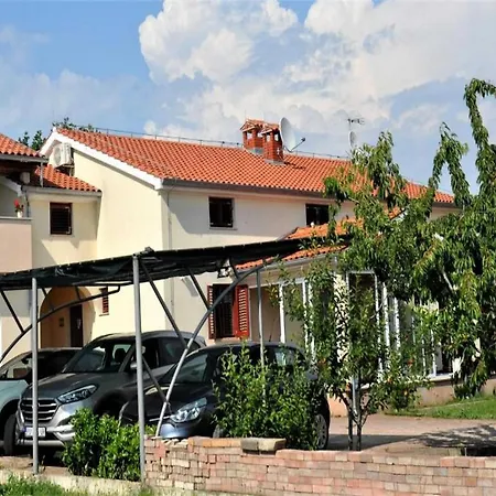 Belicka - Two Bedroom With Shared Terrace - A1 * Poreč